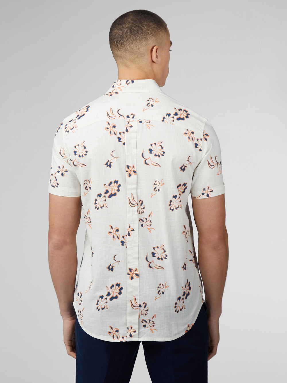 Camicie Ben Sherman Signature Linear Floral Bianche | 024389-NFG